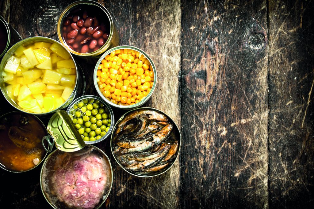 Latas de conservas alimentarias