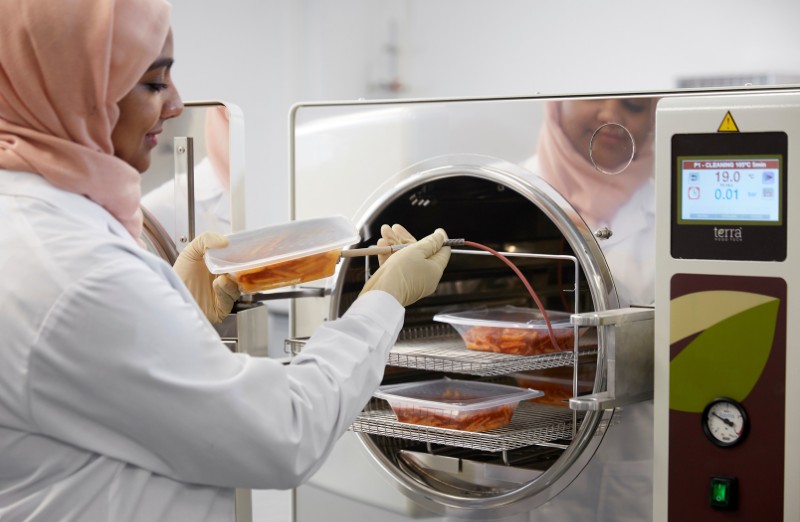 Esterilización de platos preparados con las autoclaves TERRA Food-Tech